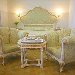 Suite Topaz