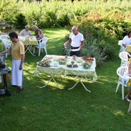 Garden Schöngarten Garni
