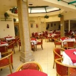  Pharaohs hotel