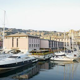 NH Marina Génova