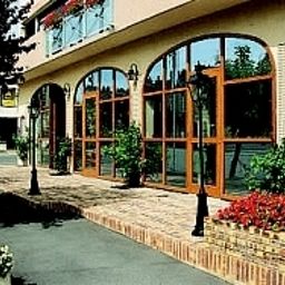 Vista exterior Auberge de Nicey Logis
