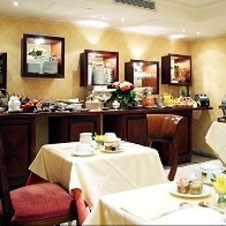 Sala colazione nel ristorante Villa Montparnasse