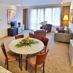  Adina Apartment
