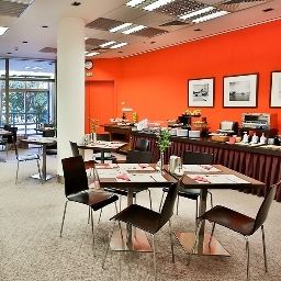 Breakfast room Adina Apartment