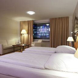 Camera Mercure Hotel Berlin am Alexanderplatz