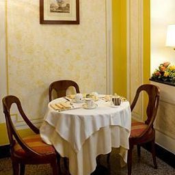 Sala de desayuno Marconi