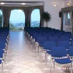Sala congressi Colle degli Angeli