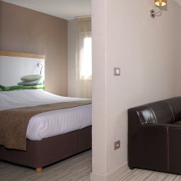 Suite Junior Kyriad Montpellier Sud Lattes
