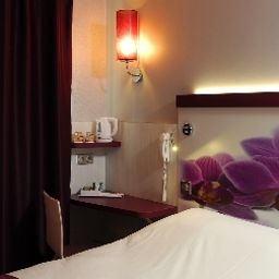 Chambre Kyriad Montpellier Sud Lattes