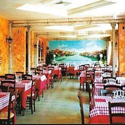 Restaurant Euro House Inn Airport