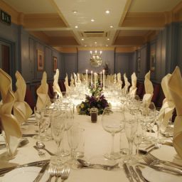 Restaurant BEST WESTERN PLUS Dean Court Hotel