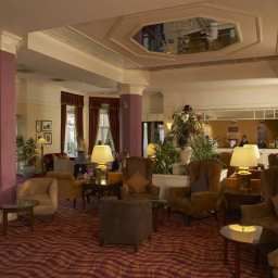 Hall Hilton Dartford Bridge
