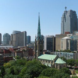  Holiday Inn Express TORONTO DOWNTOWN