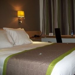 Room Kyriad Montpellier Aeroport