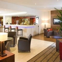 Bar JCT.25 Holiday Inn Express TAUNTON M5