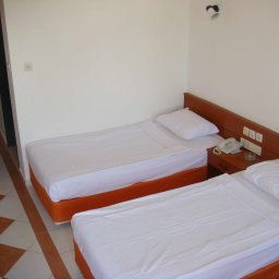 Zimmer Arinnanda Otel