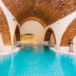 Pool Schloss Mondsee