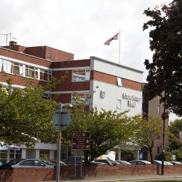  Best Western Cresta Court Altrincham