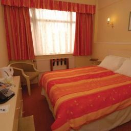  Best Western Cresta Court Altrincham