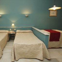  Pyr Marbella Studios
