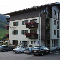 Vista exterior Taxenbacher Hof Fotos
