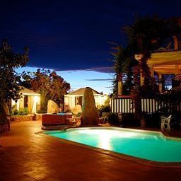 Pool Domus De Janas Sul Mare