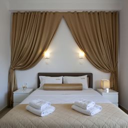Metropolis Hotel