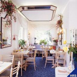 Sala de desayuno en el restaurante Neuhöfer am Südpark