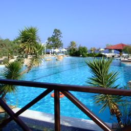 Piscina Jasmine Court Hotel & Casino