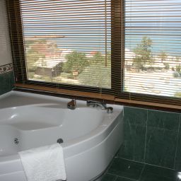 Jasmine Court Hotel & Casino
