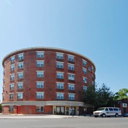 BEST WESTERN PLUS Roundhouse Suites Boston