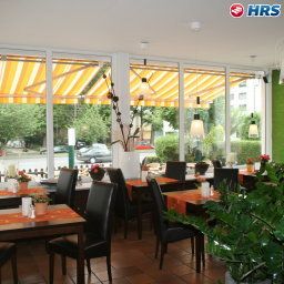 Sala colazione nel ristorante Benecke Düsseldorfer Hof