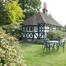 Vista exterior Barnett Hill A Sundial Venue Fotos