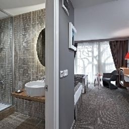  All Seasons Hotel