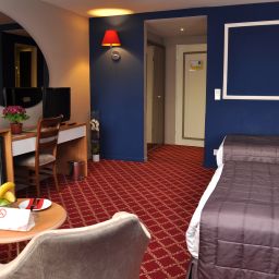  All Seasons Hotel