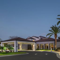Vista exterior Courtyard Orlando Airport