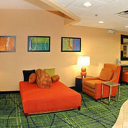 Halle Fairfield Inn East Lansing