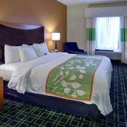Zimmer Fairfield Inn East Lansing