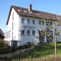 Фасад Zur Rose Hotelpension
