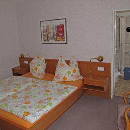  Zur Rose Hotelpension