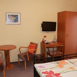  Zur Rose Hotelpension