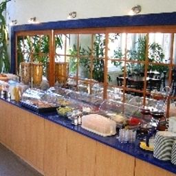 Buffet Transit Loft Internationales Jugendhotel