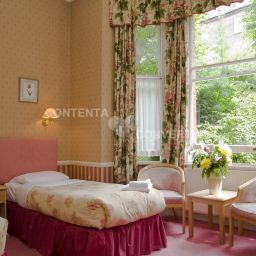  Langorf Hotel & Apartments