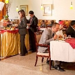 Restaurant Safeer International Hotel