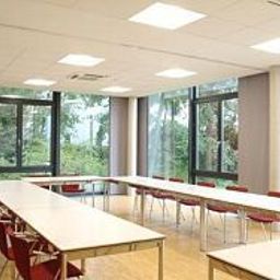 Sala de reuniones DBB Forum Siebengebirge Fotos