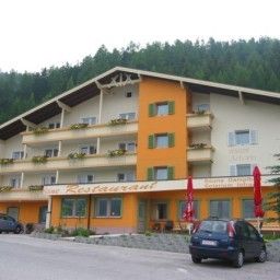 Exterior view Astoria Pension