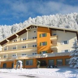 Exterior view Astoria Pension
