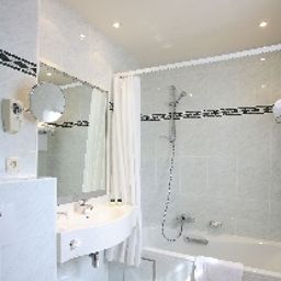 Bathroom Aragon