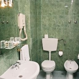 Camera da bagno Nazareth Hotel