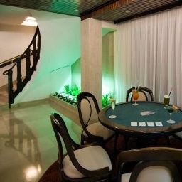 Hall Regina